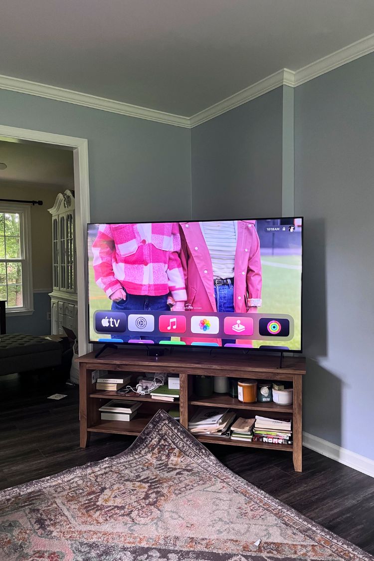 corner tv