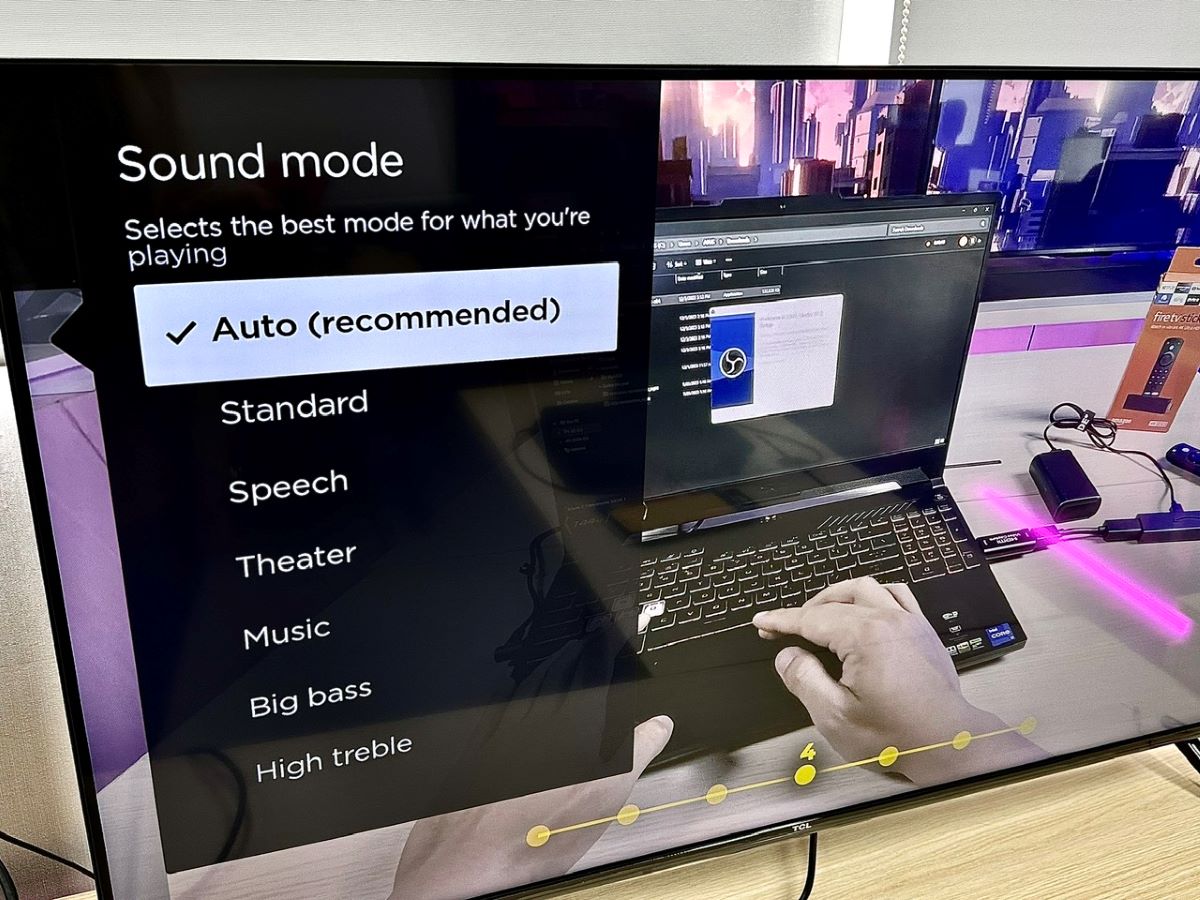 auto sound mode option is highlighted on a tcl roku tv