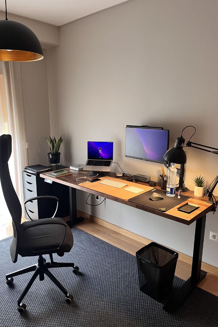 aesthetic work desk (1)